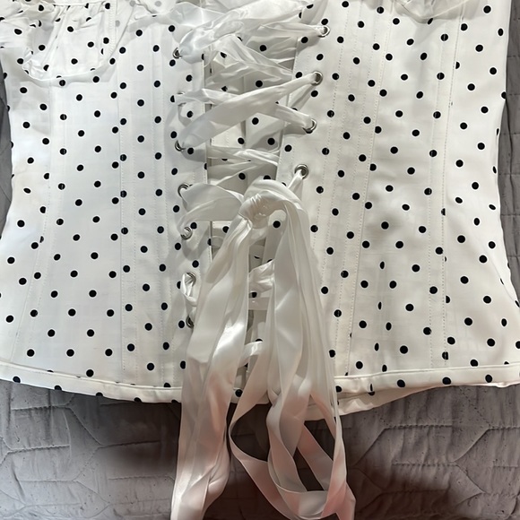 Corset top - Picture 6 of 6